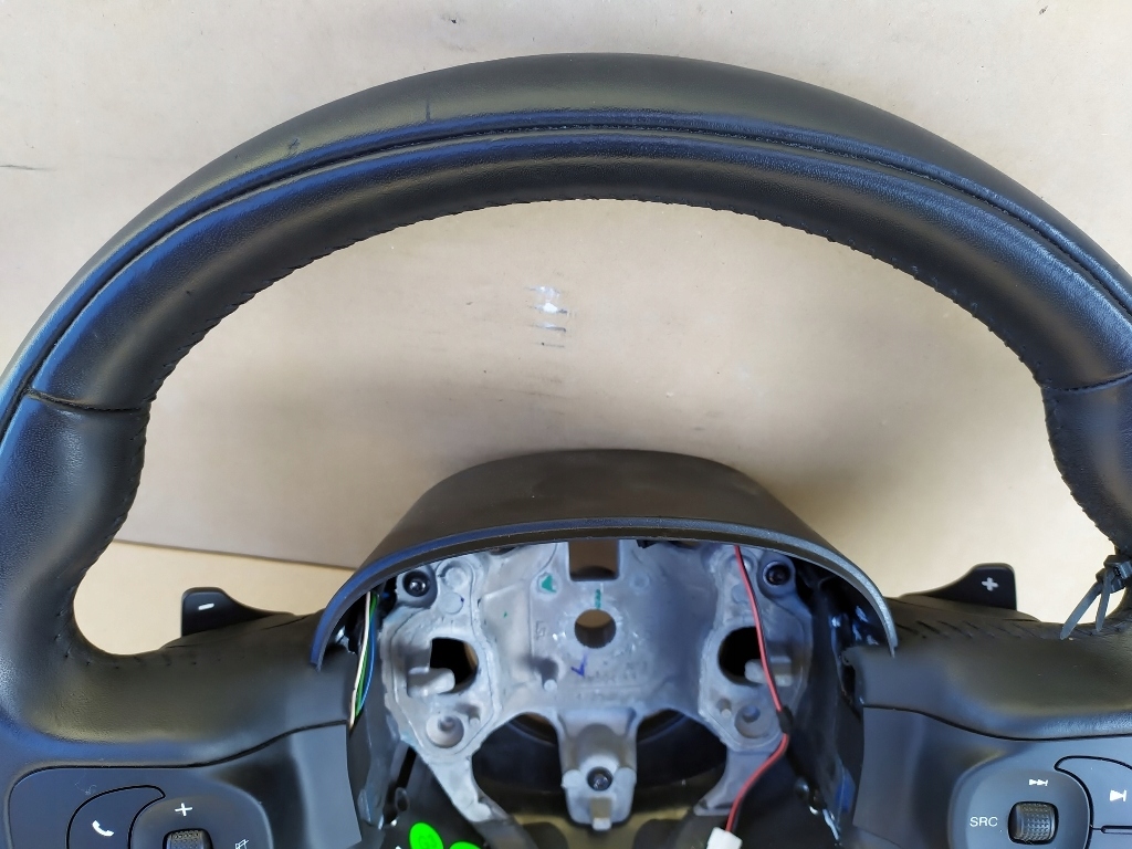 фото №5, Fiat 500l воздуховод кожаный кожа лепестки переключения