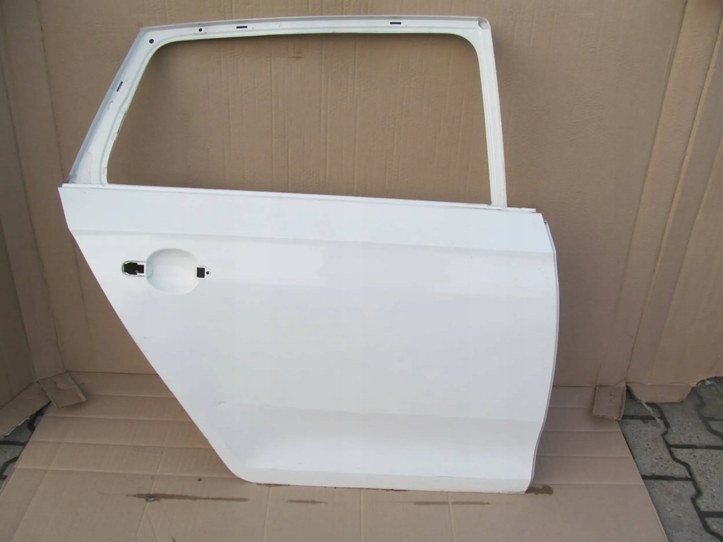 фото №1, Skoda rapid spaceback 12-19 двері правий задня задні праве c405
