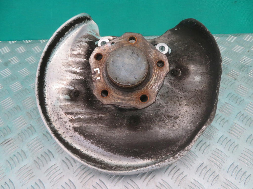 фото №1, Поворотный кулак ступица правый задняя audi a5 8w 19r