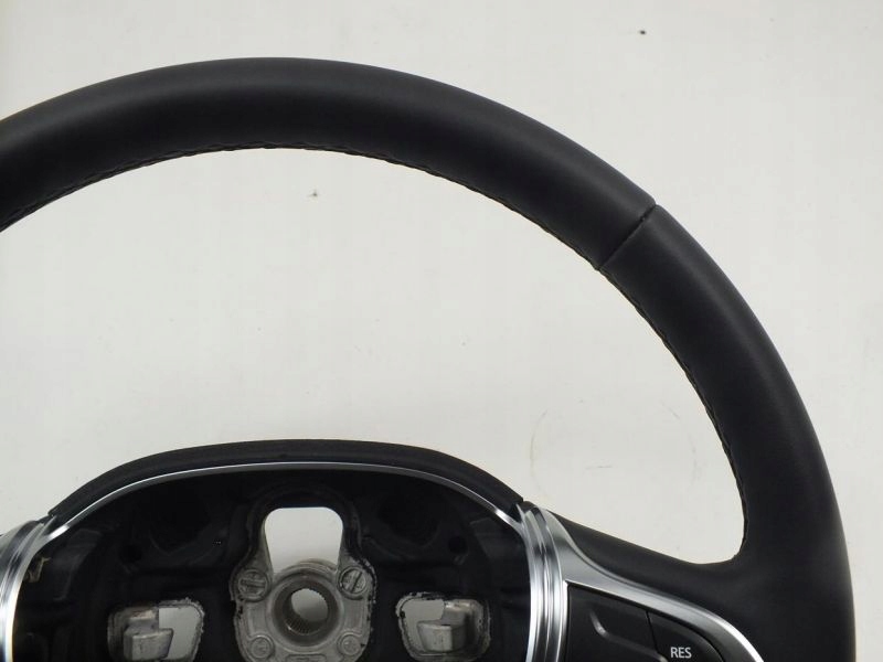 фото №14, Sandero ii воздуховод мультимедийная oryg