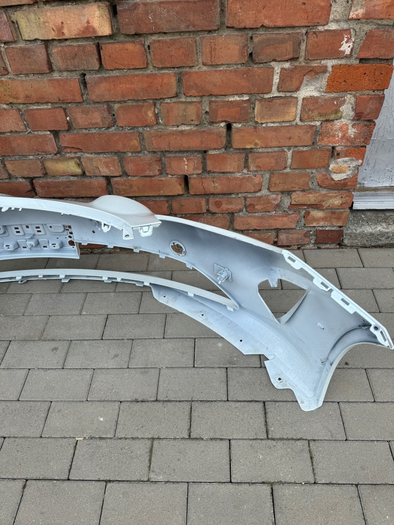 Бампер перед renault alpine Зі Шроту