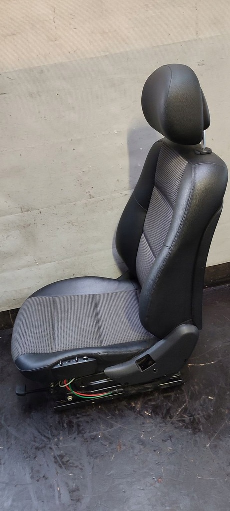 фото №11, Сиденье сиденья комплект с подогревом mercedes w203 3,0 v6 kombi