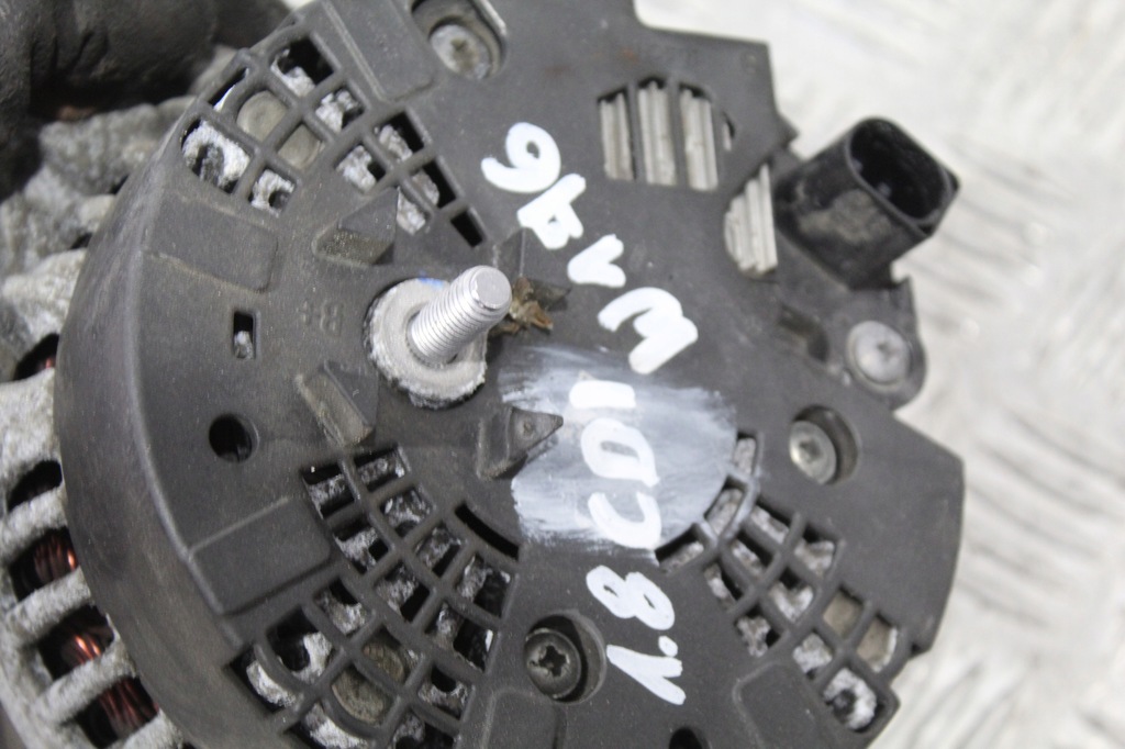 фото №2, Генератор mercedes a-klasa w176