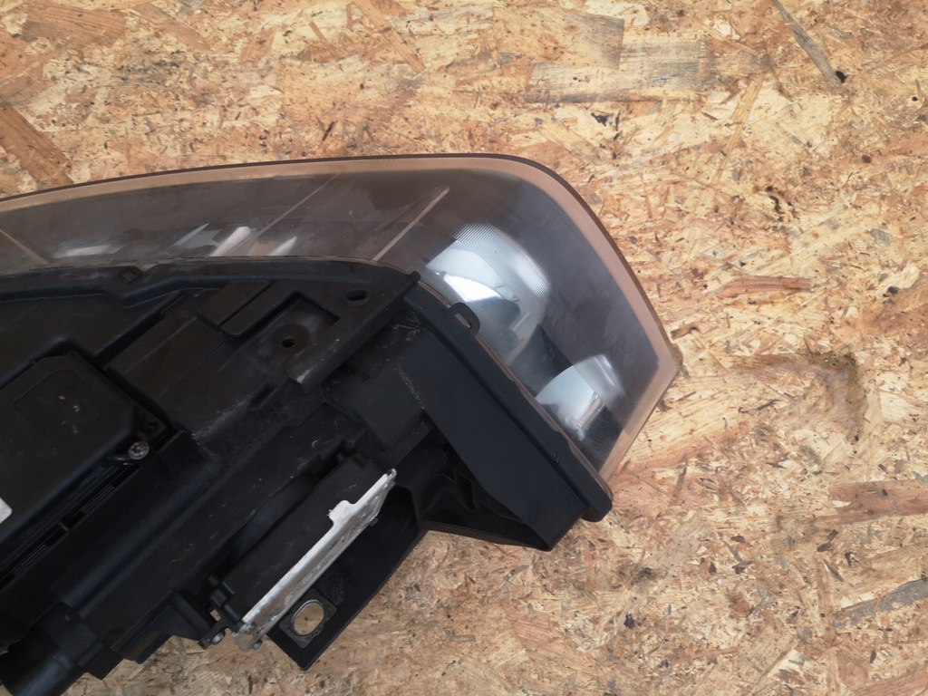 фото №7, Audi q3 8u лампа правий перед ксенон 8u0941032 комплектна