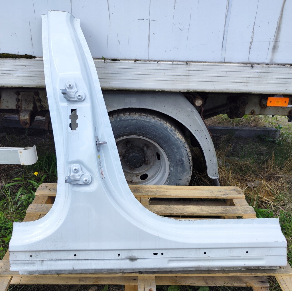 фото №1, Порог правый блок двигателя jaguar xe x760 2017