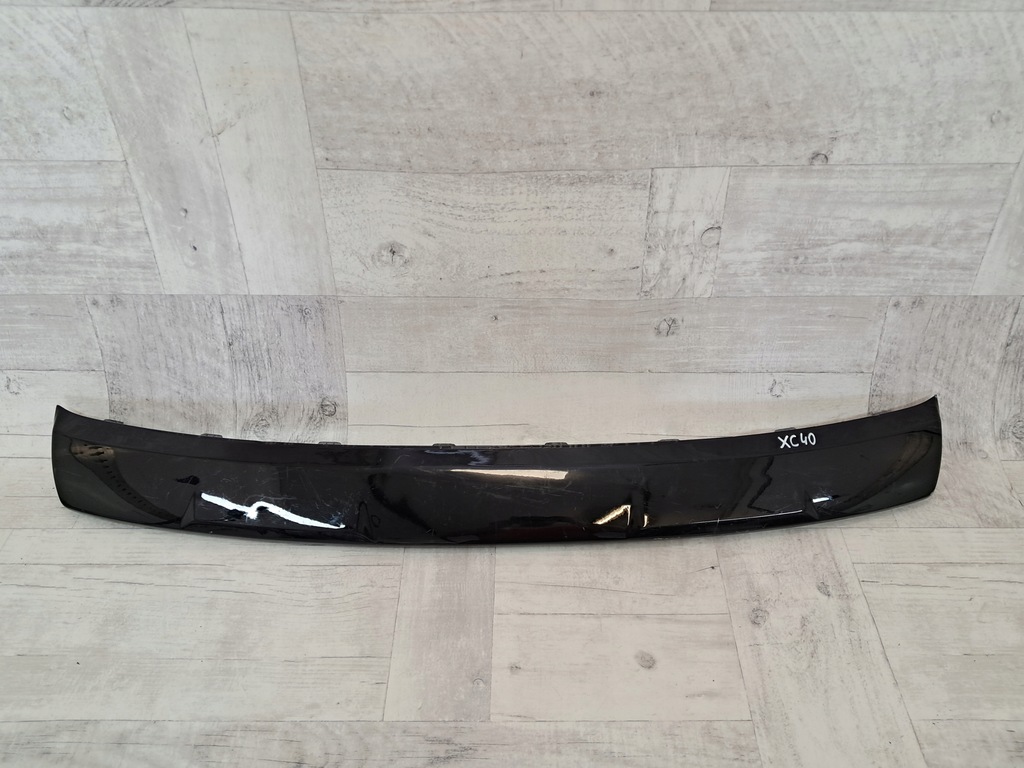 фото №1, Volvo xc40 r-design спойлер накладка бампера задняя задняя 30747788