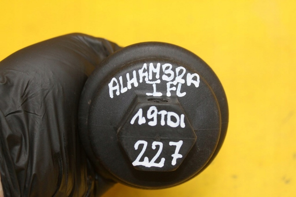 фото №6, Гайка масла alhambra i fl 1.9tdi 038117061