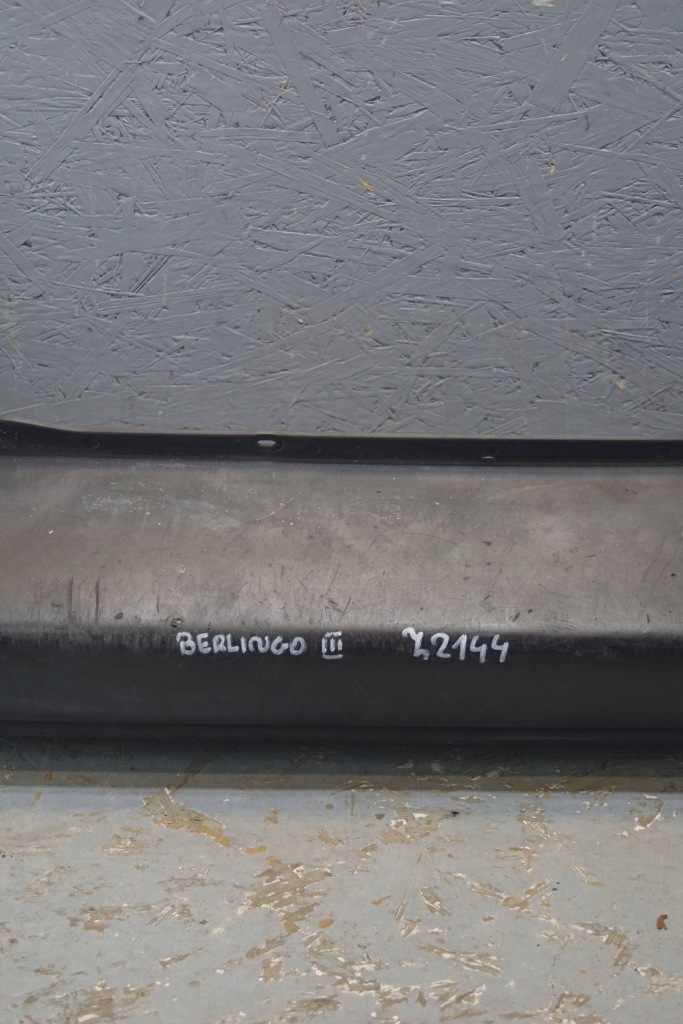 Berlingo partner 3 бампер задний z2144 Оригинал