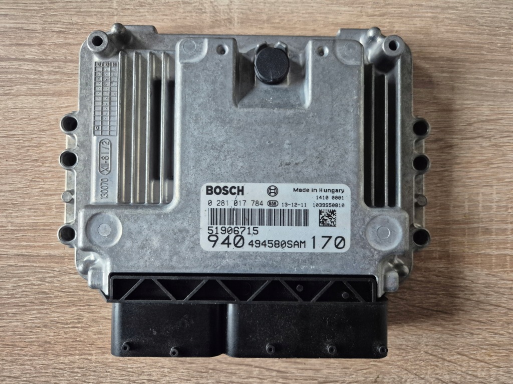 Купити Бортовий комп'ютер блок керування alfa romeo giulietta 2,0 0281017784 51906715