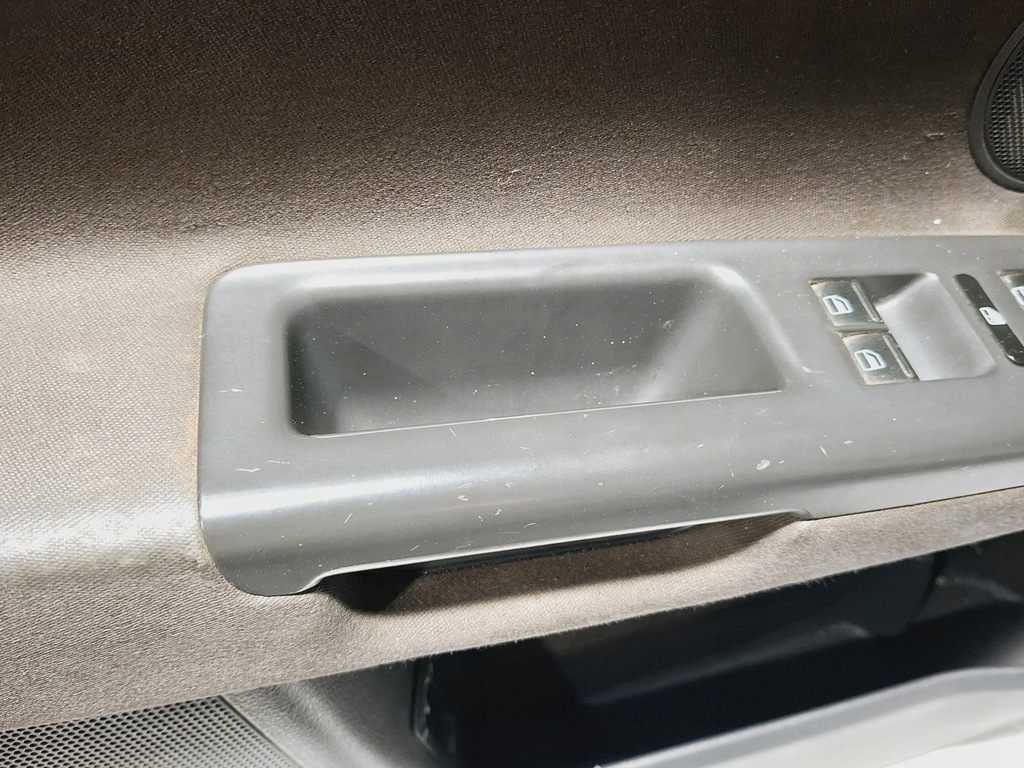 фото №10, Обшивка двері перед передній лівий vw golf v 5 + plus 5m0 5m1868109 5m0868079a