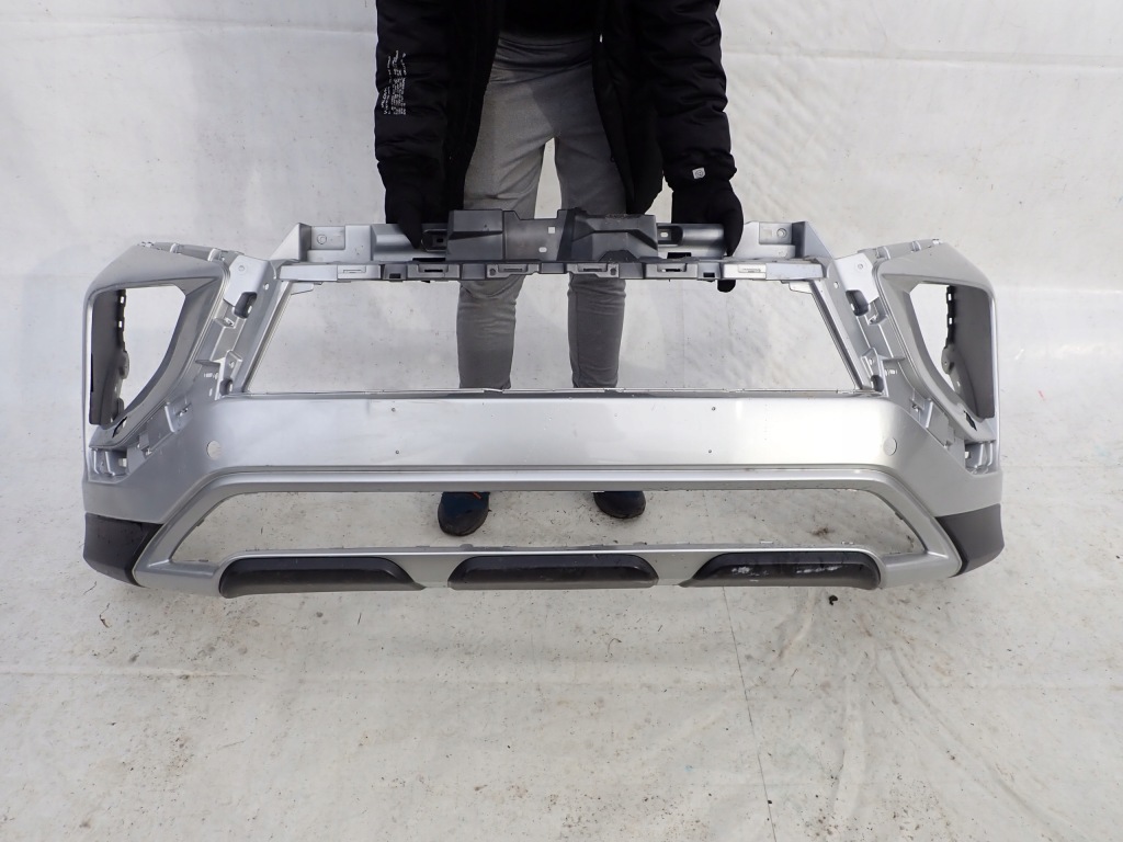 фото №1, Mitsubishi eclipse cross lift 20- бампер перед