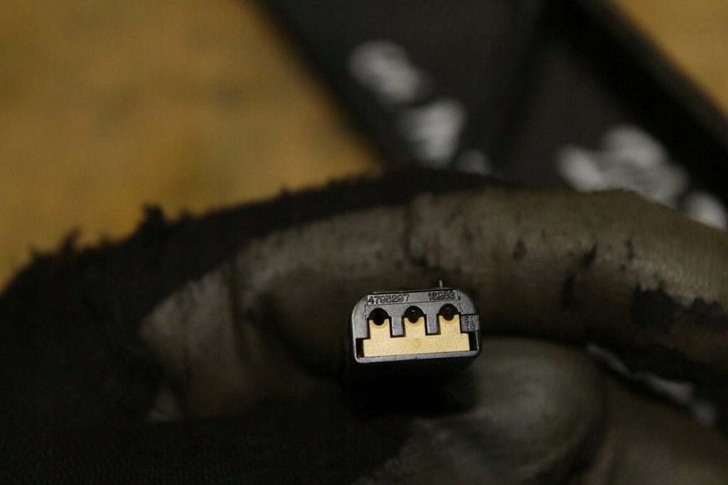 фото №13, Накладка кришки багажника pacifica i