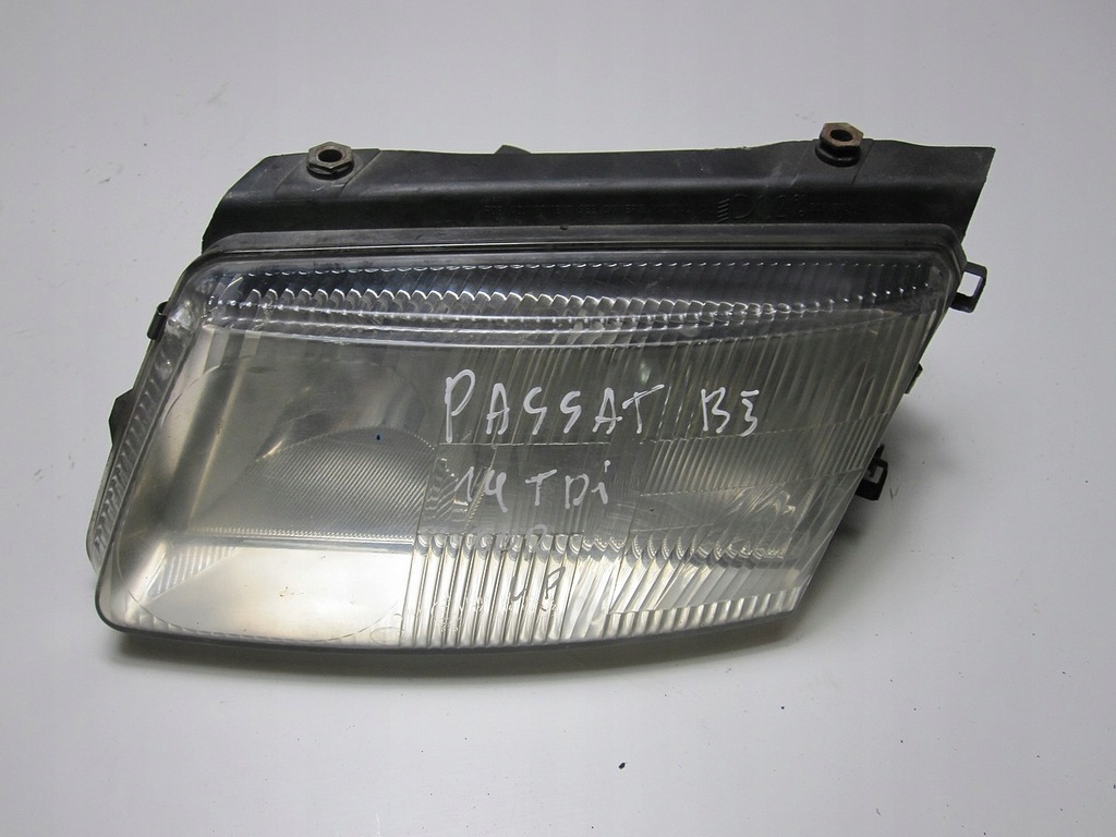 фото №1, Лампа передняя левая vw passat b5 00r