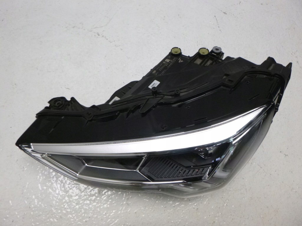 Audi q3 фара лівий перед ліва передня 5pin led Оригінал