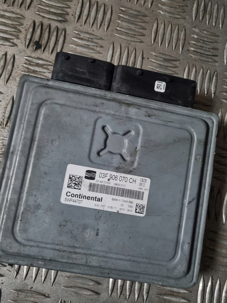 фото №1, Бортовой компьютер блок управления 03f906070ch