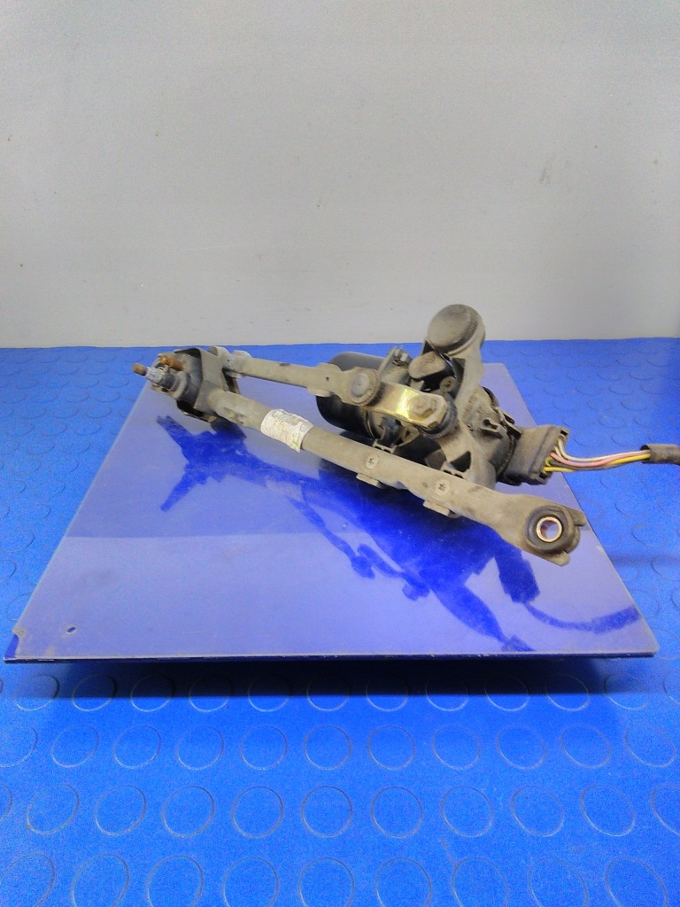 фото №1, Toyota aygo i механізм двірники перед