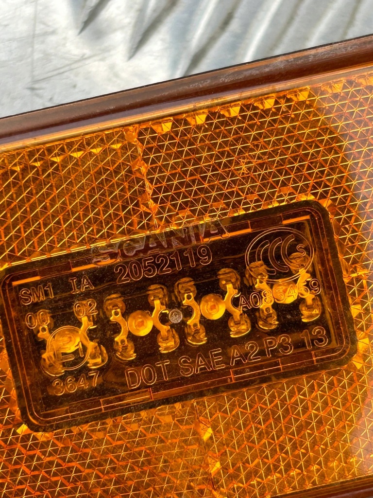 фото №2, Боковой свет лампа габаритная scania r