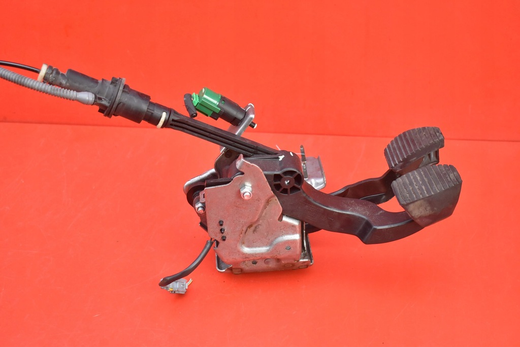 фото №5, Педаль педалі зчеплення гальмо eu peugeot 208 1 i 12-19