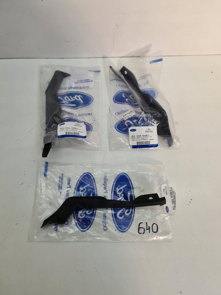 фото №1, Молдинг жабо ліва права ford transit custom