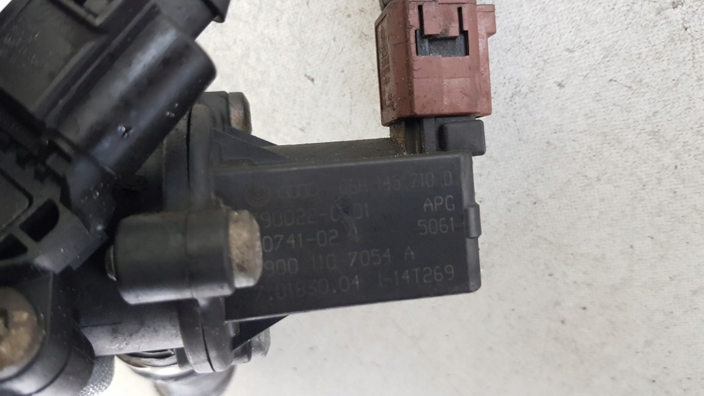 фото №5, Клапан патрубок audi s8 d4 lift 4.0 tfsi