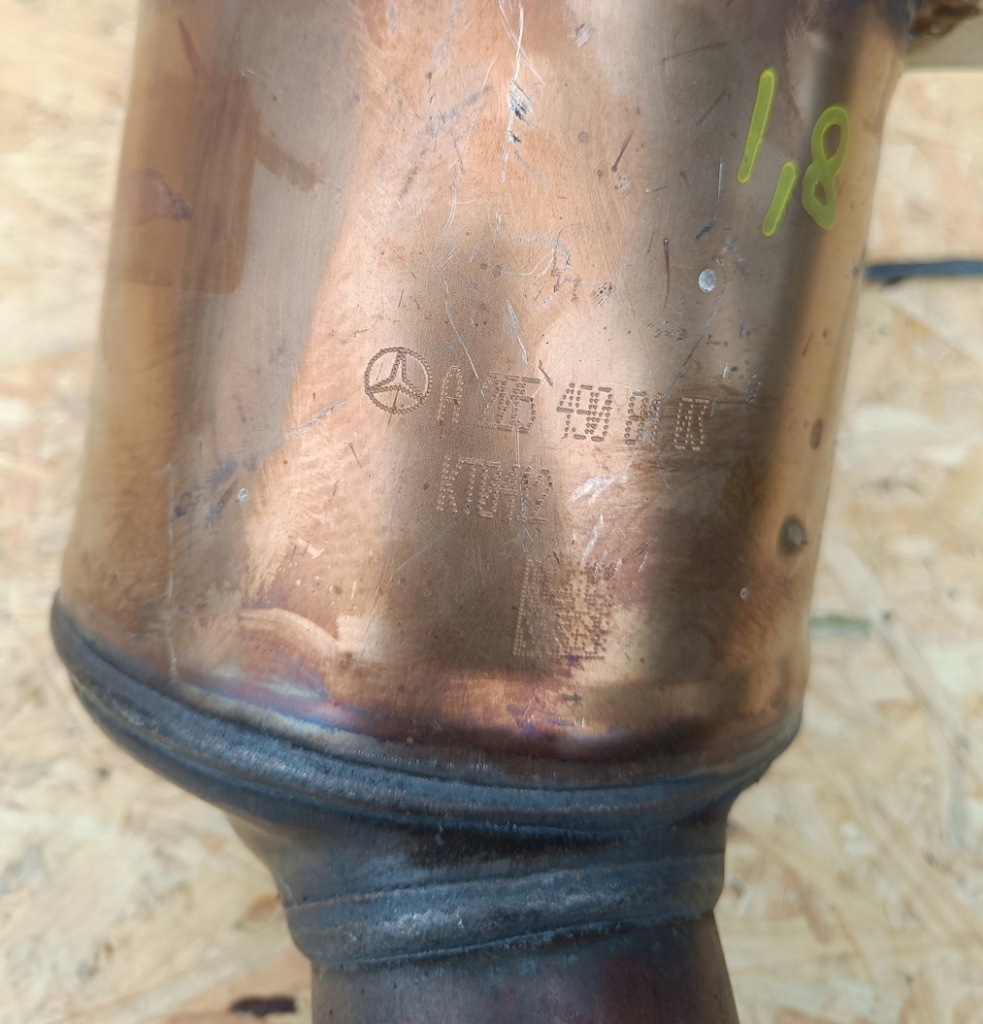 Mercedes c300 w205 kompletny каталізатор dpf a2054908403 2020r в Україні