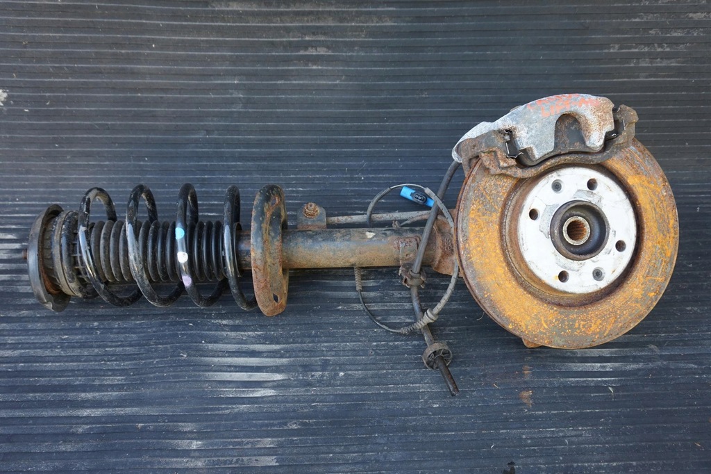 фото №1, Амортизационная стойка правый p55 citroen c4 cactus lift p55 1.2