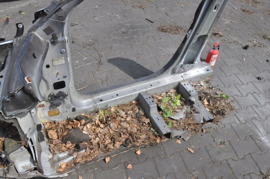 фото №9, Maserati levante s q4 четверть лонжерон правая перед + порог блок двигателя