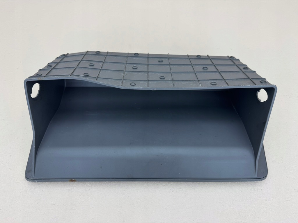 фото №12, Hyundai h350 14r- нижний бардачок консоли 84722-59000