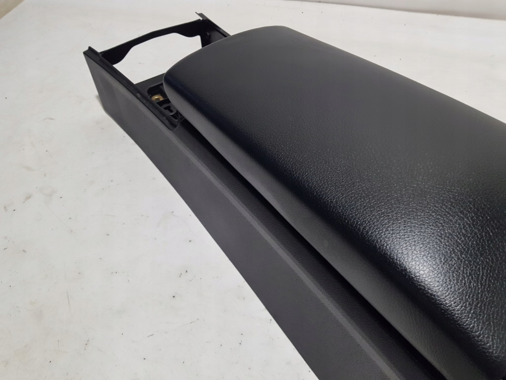 фото №8, Туннель средний подлокотник mercedes slk slc r172 w172