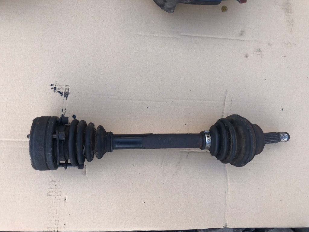 фото №1, Volkswagen vw polo ii приводной вал левая короткий 1.3 90-94