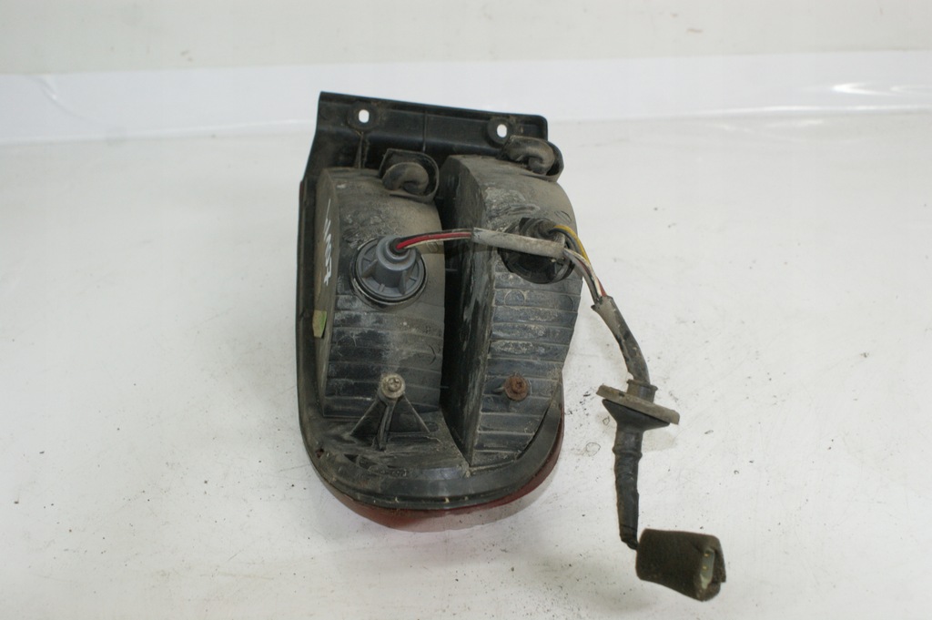 фото №11, Лампа левая задняя левый задняя крыло лампа крыла daewoo lanos 0311-001455