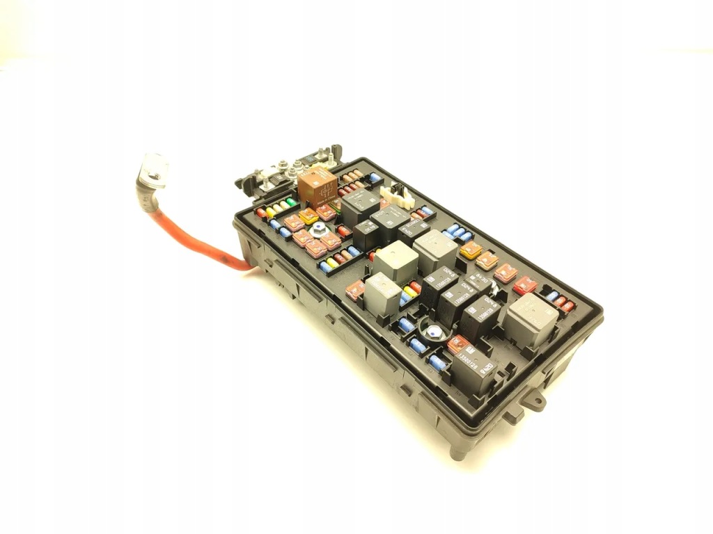 Vauxhall insignia рамка / модуль предохранителей 1.6 cdti дизель 13255300 2017 Цена