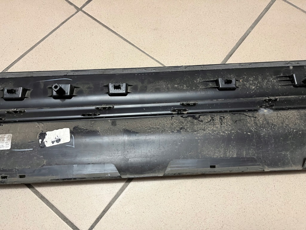 фото №8, Mercedes glb w247 a247 молдинг двері передня перед права