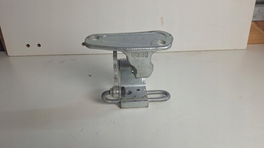 фото №4, Vw t4zawias дверь 7h0831411a