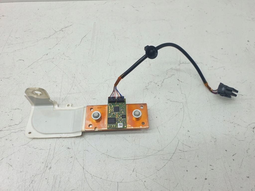 Інше пристрої tesla model s 100844000b Ціна