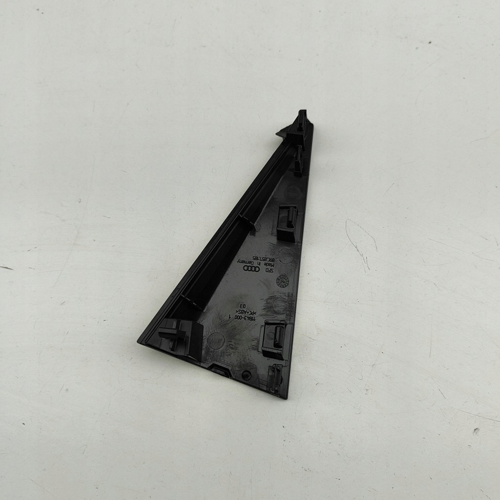 фото №5, Audi q4 sportback e-tron 2024 рамка бардачка панелі приладової панелі