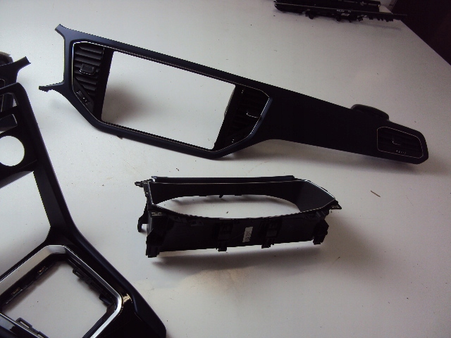 фото №3, Рамки декори панель приладів vw t-roc 1.5 tsi 20 r