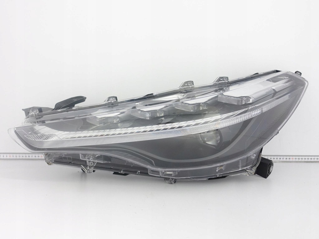 фото №1, Toyota corolla cross xg10 22- лампа full led ліва перед europa