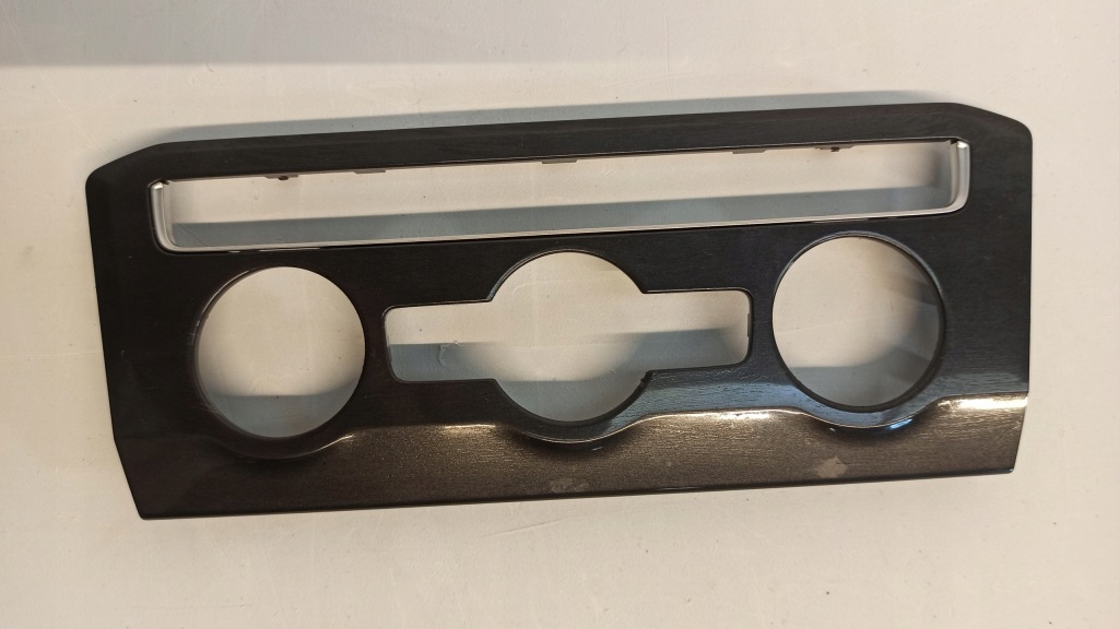 фото №1, Рамка панель кондиционера vw tiguan ii 5nc820073a