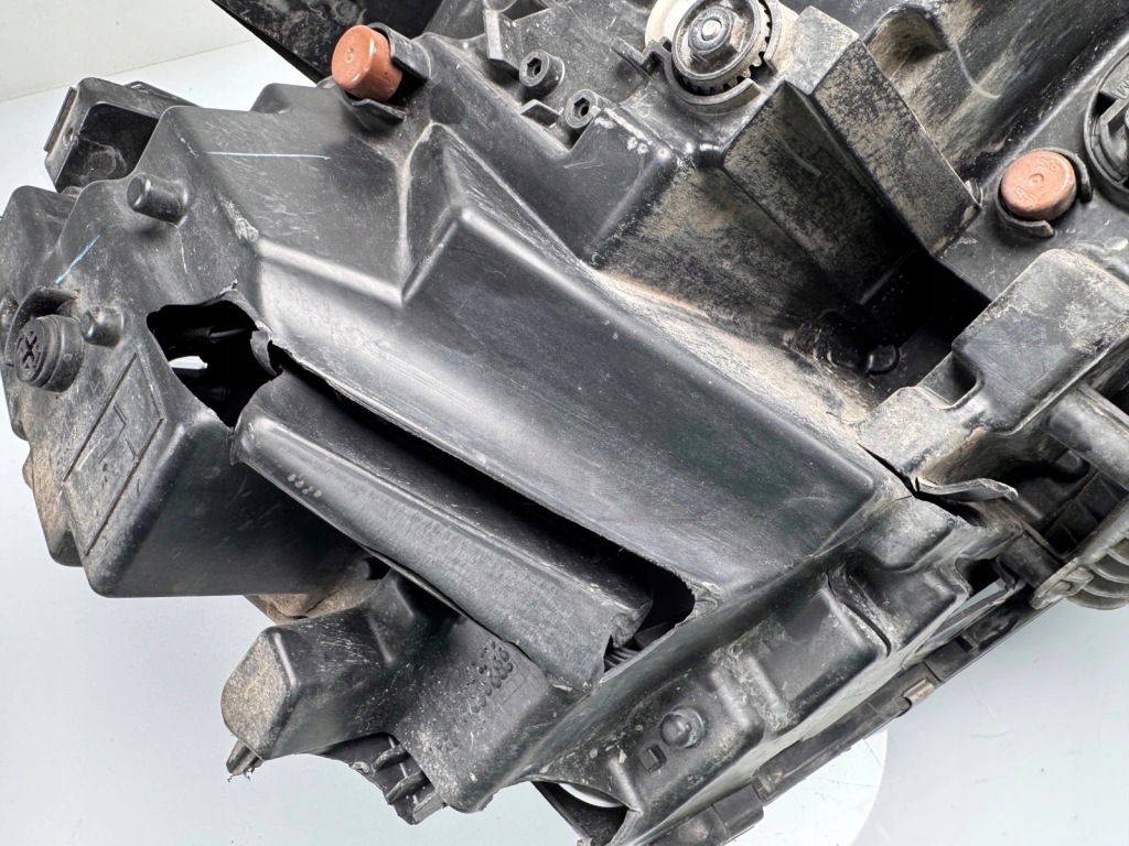 Купить Фара левая перед dodge ram v full led