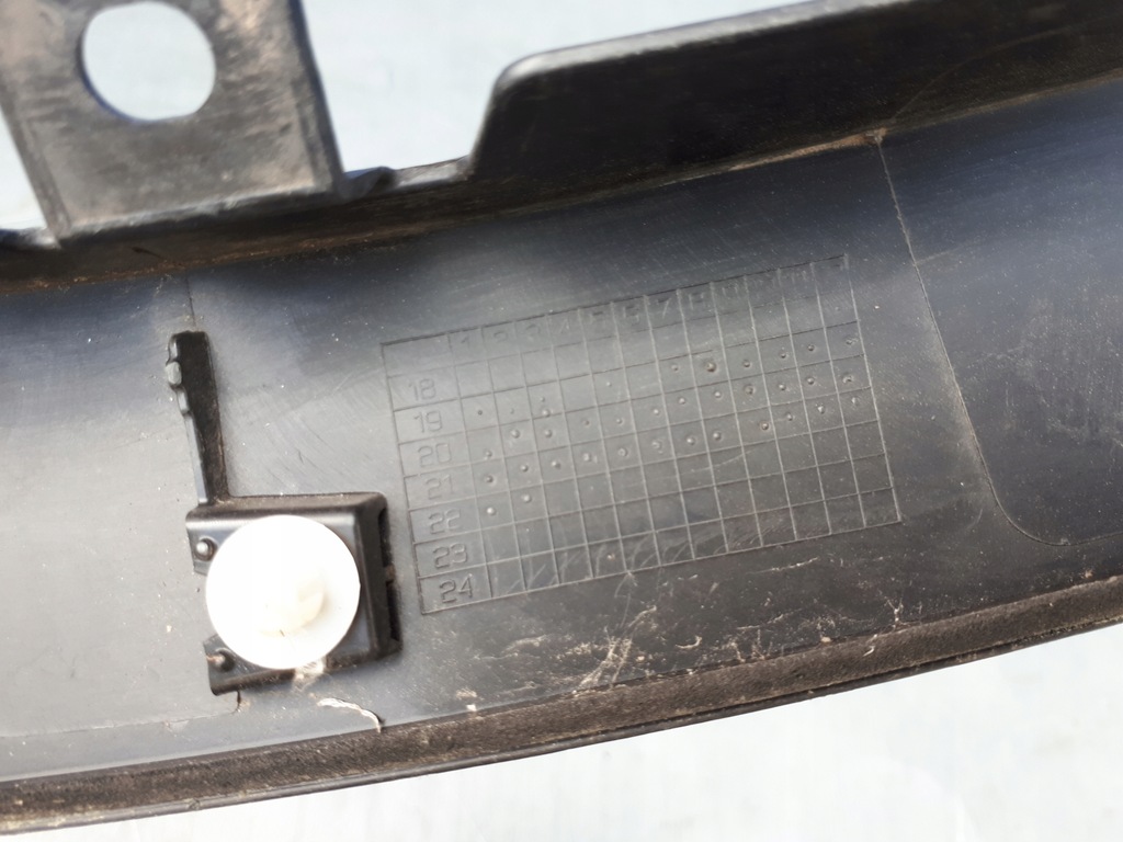 фото №10, Toyota highlander 19- молдинг na крыло правый задняя