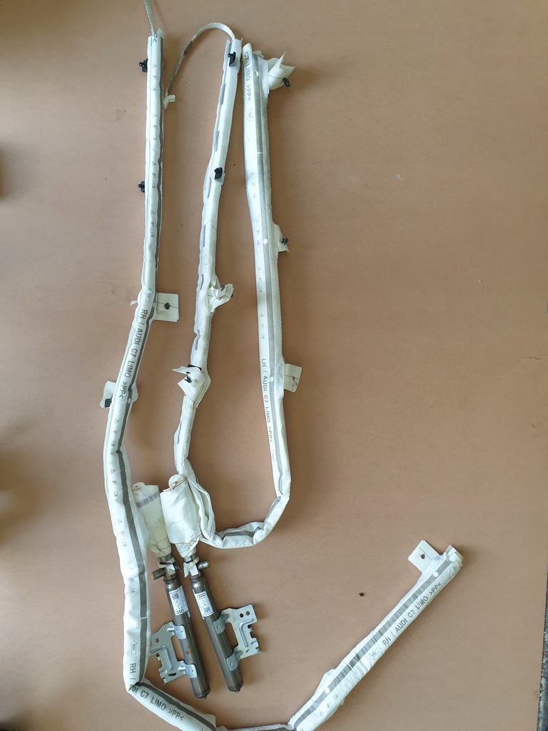 фото №1, Шторка безпеки ліва audi 4g5880741c