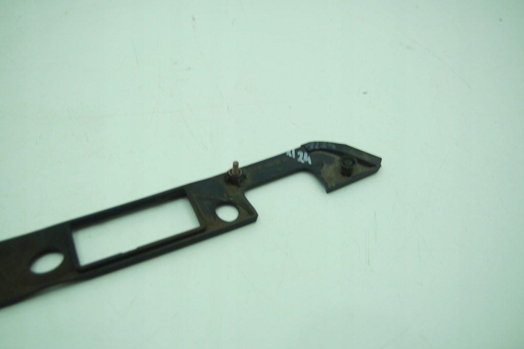 фото №4, Защита замка крышки a2307500237 mercedes sl r230 europa