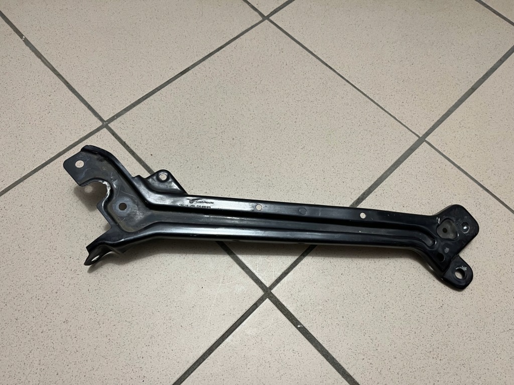 фото №1, Skoda superb iii 3 3v0 кронштейн кронштейн поперечина правое