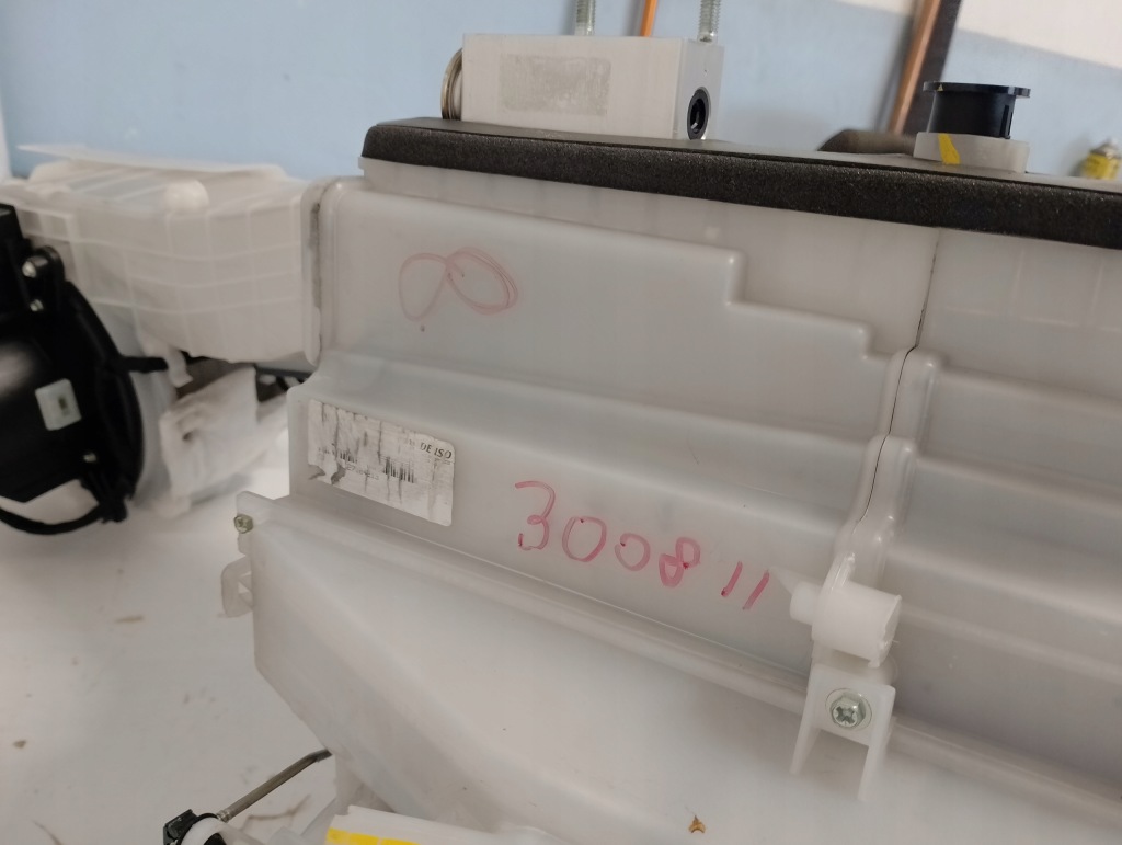 фото №9, Отопитель peugeot 3008 ii 1.2 thp