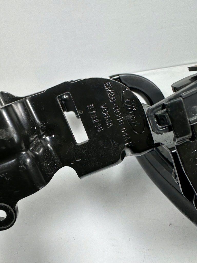 фото №5, S-max mk2 подлокотник кожаный em2b-r01604-ae