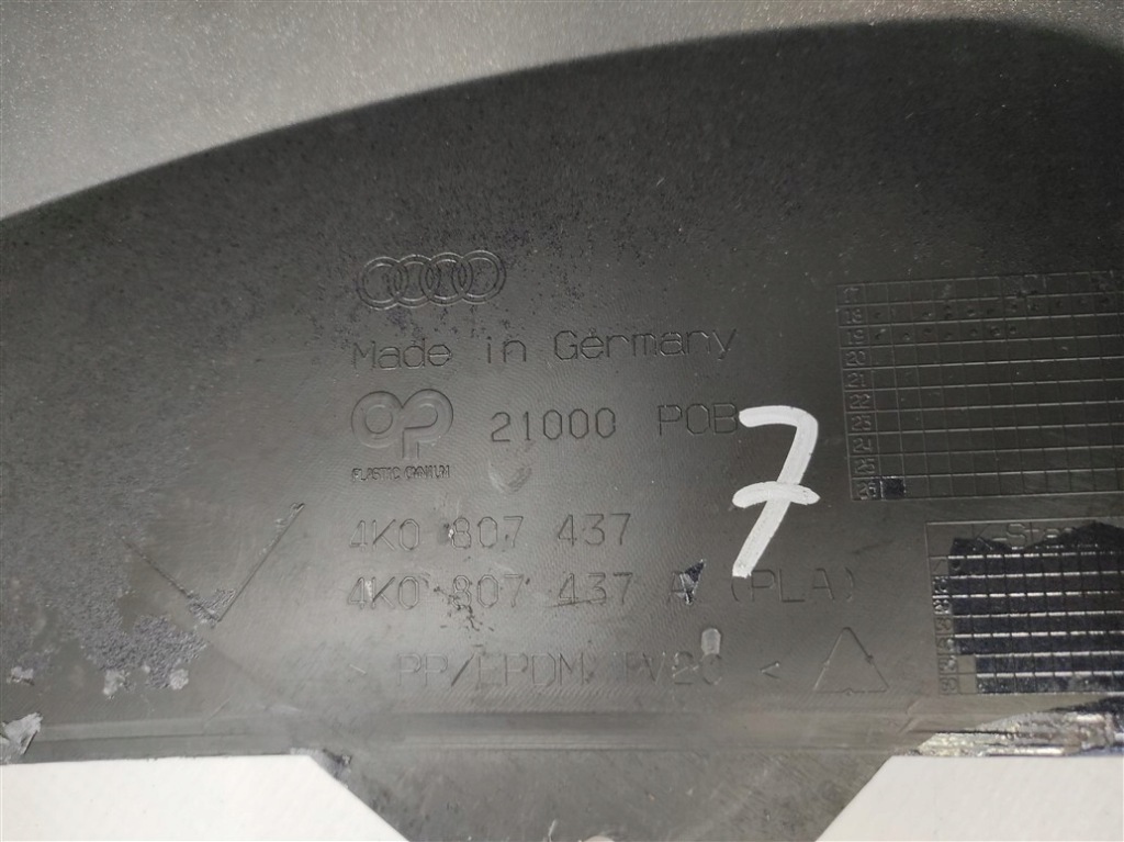 Audi оригинальный номер 4k0807437 бампер Цена