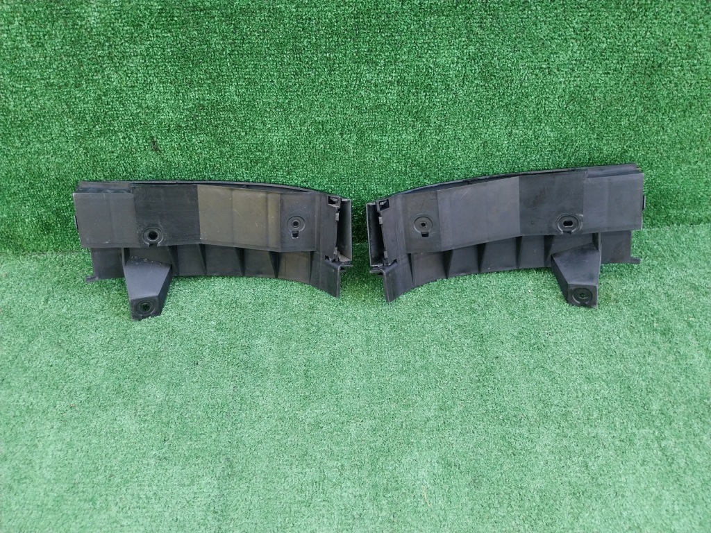 Audi a3 8l 96-03 молдинг під  фара права ліва напрямна ly3h ly9b ly7m lz9u в Україні