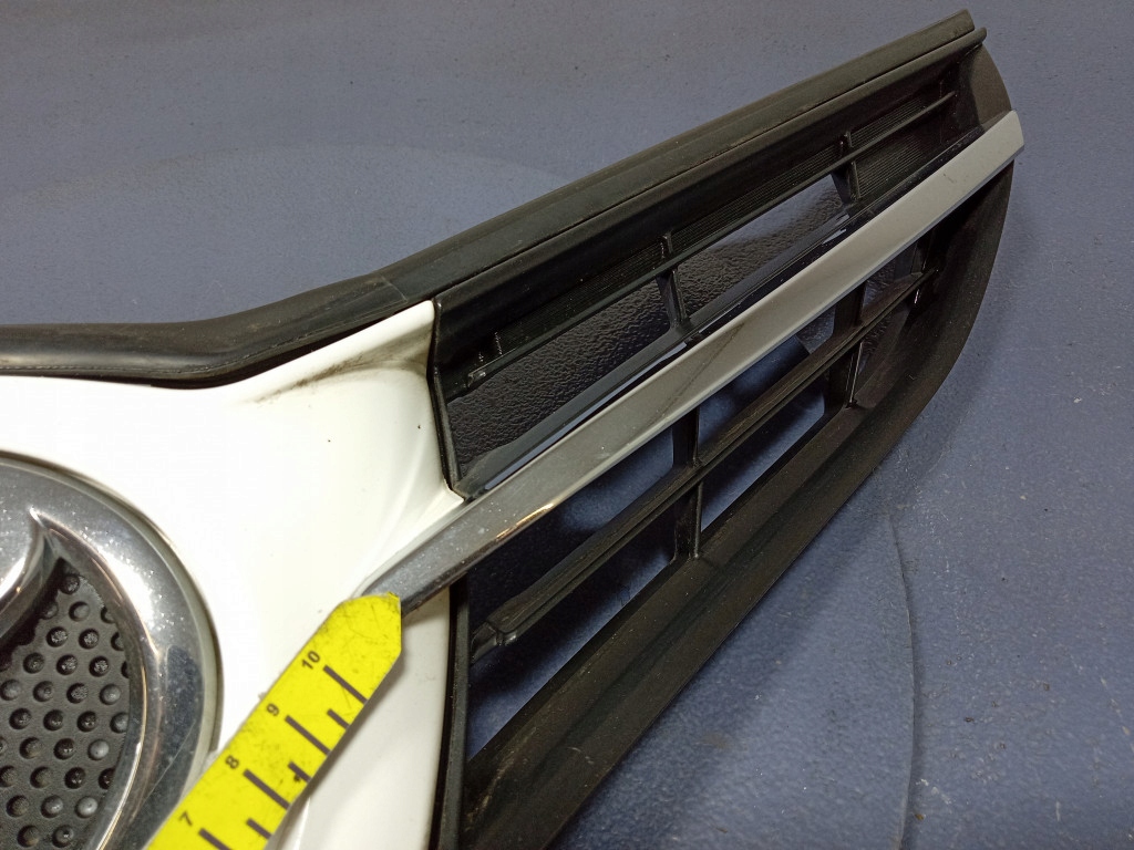 фото №9, Toyota auris ii e18 решітка радіатора решітка радіатора емблема 53114-02260 040