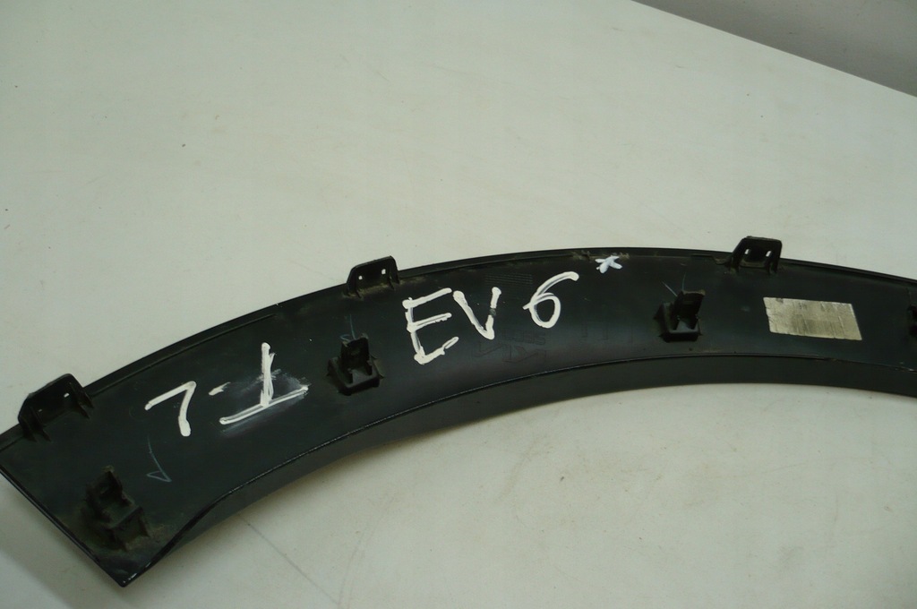 фото №15, Kia ev6 2021- молдинг крыла левая задняя оригинал